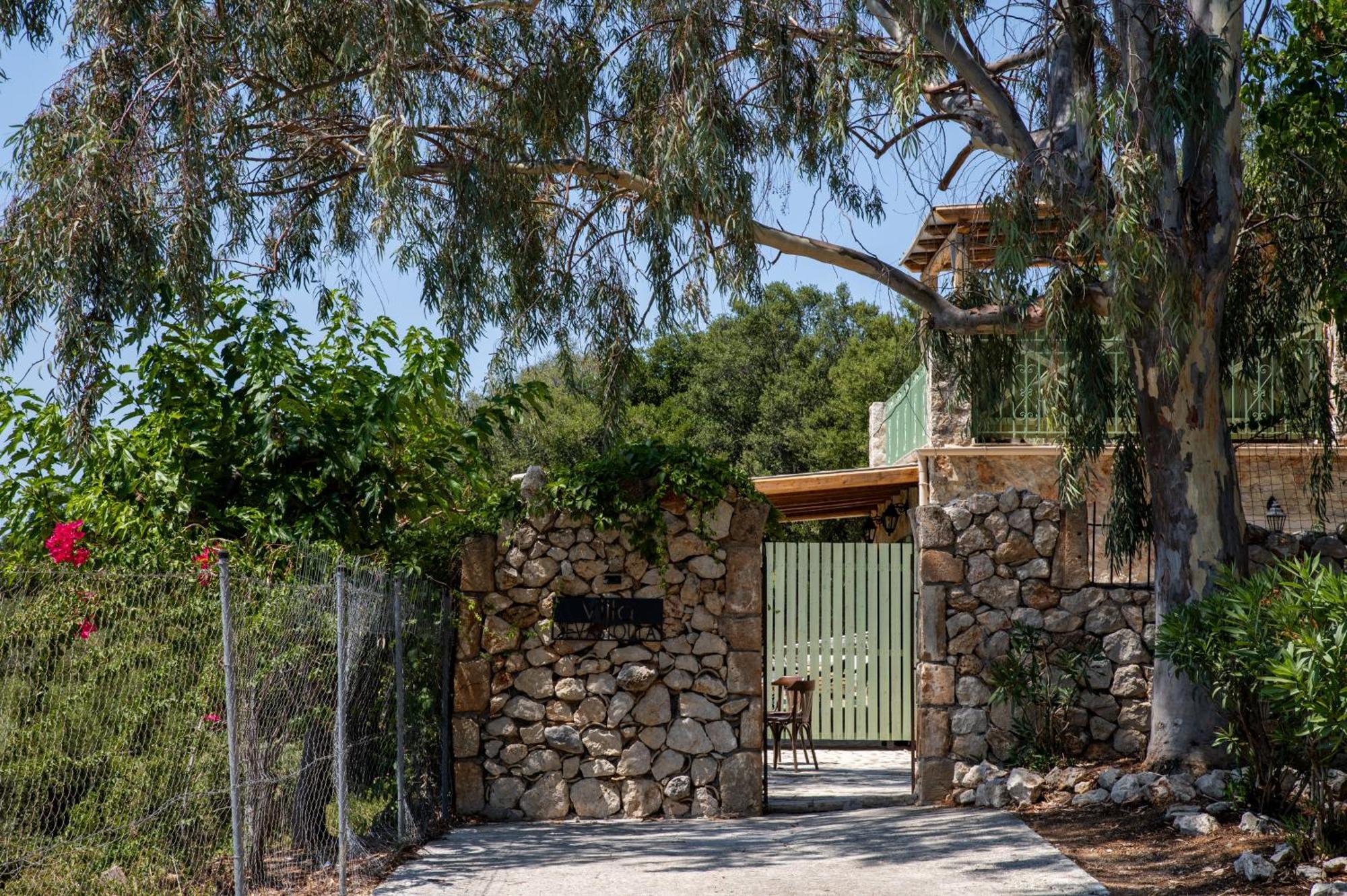 Villa Sevastoula Ratzaklíon エクステリア 写真