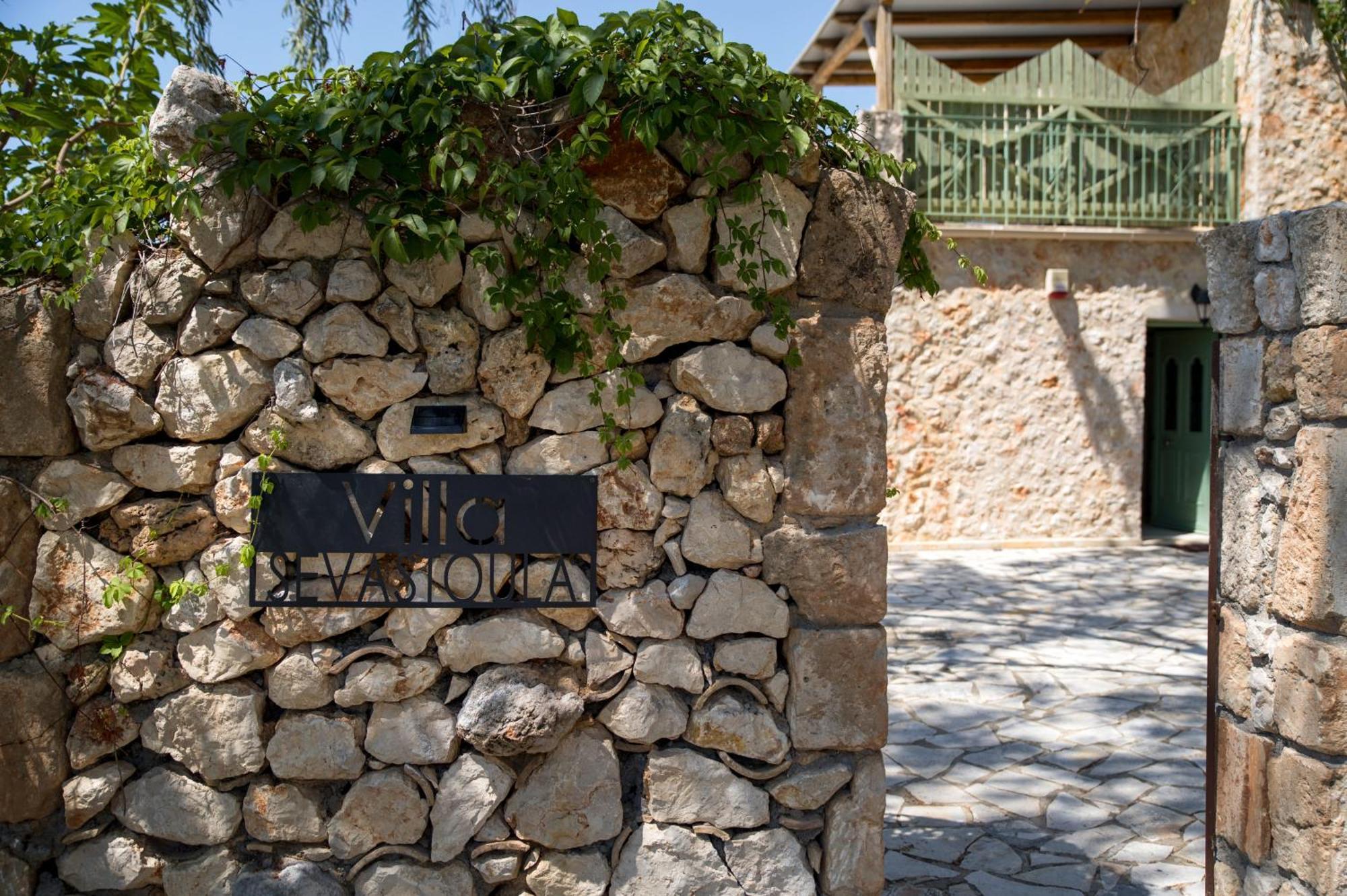 Villa Sevastoula Ratzaklíon エクステリア 写真